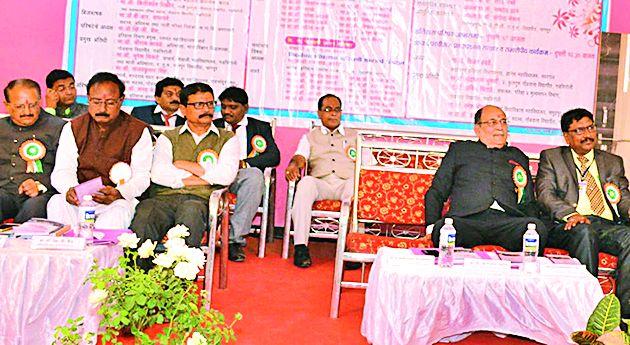 Create tourism employment through history research | इतिहास संशोधनातून पर्यटन रोजगार निर्माण करा