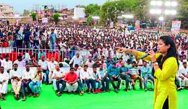 Leadership Leadership Leading the Chimur | चिमूरची मेघा देतेय देशभरात नेतृत्वाचे धडे