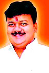 During the Lok Sabha election, due to the coalition alliance, it is unhealthy | लोकसभेच्या तयारीत मग्न सेनेचे धानोरकर युतीमुळे अस्वस्थ During the Lok Sabha election, due to the coalition alliance, it is unhealthy | लोकसभेच्या तयारीत मग्न सेनेचे धानोरकर युतीमुळे अस्वस्थ