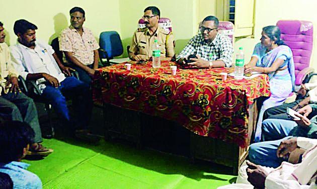 The effort by the administration to abstain from boycott | बहिष्कार मागे घेण्यासाठी प्रशासनाकडून प्रयत्न The effort by the administration to abstain from boycott | बहिष्कार मागे घेण्यासाठी प्रशासनाकडून प्रयत्न