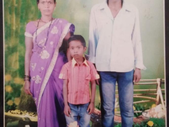 Gas leak blast, four killed in one family | गॅस गळती होऊन स्फोट, एकाच कुटुंबातील चौघे ठार