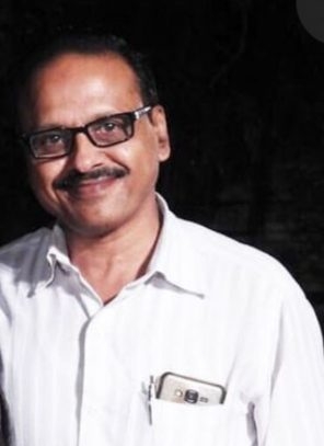 Doctor's suicide in Dindori | दिंडोरीत डॉक्टरची आत्महत्या