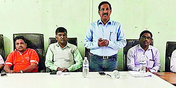  To be united against the accused | अन्यायाविरोधात एकजूट व्हावे