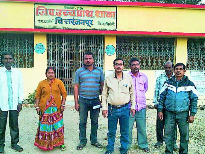 The three teachers handle seven classes | तीन शिक्षक सांभाळतात सात वर्ग The three teachers handle seven classes | तीन शिक्षक सांभाळतात सात वर्ग