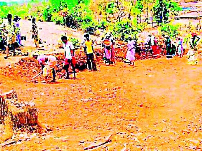 Works worth Rs. 1245 crores from Roho | रोहयोतून होणार १२४५ कोटींची कामे Works worth Rs. 1245 crores from Roho | रोहयोतून होणार १२४५ कोटींची कामे