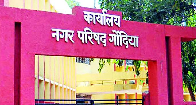 Confusion over the rampart of the corporation | पालिकेच्या ढिसाळ काराभारावरून गोंधळ Confusion over the rampart of the corporation | पालिकेच्या ढिसाळ काराभारावरून गोंधळ