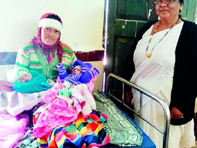 Birth of twins with normal births | सामान्य प्रसूतितून जुळ्या बाळांना जन्म Birth of twins with normal births | सामान्य प्रसूतितून जुळ्या बाळांना जन्म