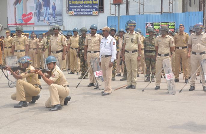 Police's mock drill | पोलिसांची मॉक ड्रील