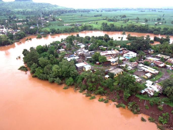 5% of Krishnakath's soil is unsafe to live in | कृष्णाकाठची ८० टक्के मातीची घरे राहण्यास असुरक्षित 5% of Krishnakath's soil is unsafe to live in | कृष्णाकाठची ८० टक्के मातीची घरे राहण्यास असुरक्षित