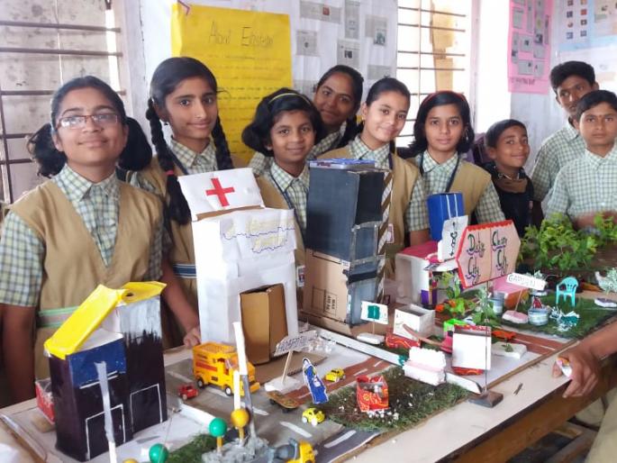Science display at Nampur English School Higher Secondary School | नामपूर इंग्लिश स्कूल उच्च माध्यमिक विद्यालयात विज्ञान प्रदर्शन Science display at Nampur English School Higher Secondary School | नामपूर इंग्लिश स्कूल उच्च माध्यमिक विद्यालयात विज्ञान प्रदर्शन