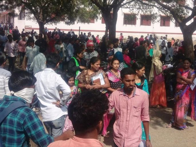4 candidates absent 'TET' | ‘टीईटी’ला ५०८ परिक्षार्थी अनुपस्थित 4 candidates absent 'TET' | ‘टीईटी’ला ५०८ परिक्षार्थी अनुपस्थित