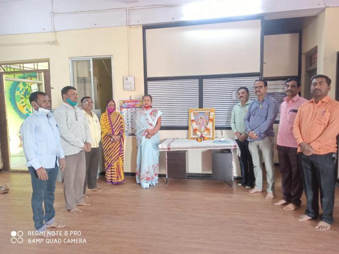 Niphad celebrated Shiva Jayanti with enthusiasm | निफाडला शिवजयंती उत्साहात साजरी Niphad celebrated Shiva Jayanti with enthusiasm | निफाडला शिवजयंती उत्साहात साजरी