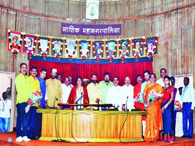 'Approved' handcuffed! After nine months Muhurat: Three BJP members, appointed two members of the army | ‘स्वीकृत’ची हंडी फुटली! नऊ महिन्यांनंतर मुहूर्त : भाजपाचे तीन, सेनेचे दोन सदस्य नियुक्त 'Approved' handcuffed! After nine months Muhurat: Three BJP members, appointed two members of the army | ‘स्वीकृत’ची हंडी फुटली! नऊ महिन्यांनंतर मुहूर्त : भाजपाचे तीन, सेनेचे दोन सदस्य नियुक्त