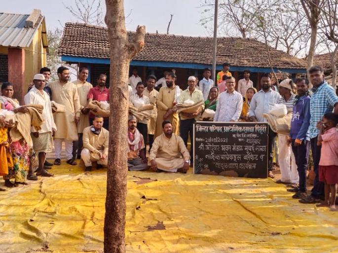 Help with necessities at Pithundi | पिठुंदी येथे जीवनावश्यक वस्तुंची मदत Help with necessities at Pithundi | पिठुंदी येथे जीवनावश्यक वस्तुंची मदत