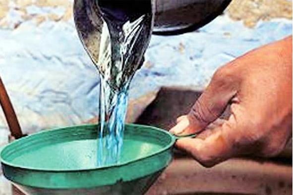 Parbhani: Cancellation of kerosene in urban areas | परभणी :शहरी भागातील रॉकेलचा कोटा रद्द