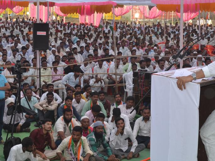Parbhani: The government's play on gambling should be seen | परभणी :हमीभावाबाबत सरकारची बघ्याची भूमिका Parbhani: The government's play on gambling should be seen | परभणी :हमीभावाबाबत सरकारची बघ्याची भूमिका