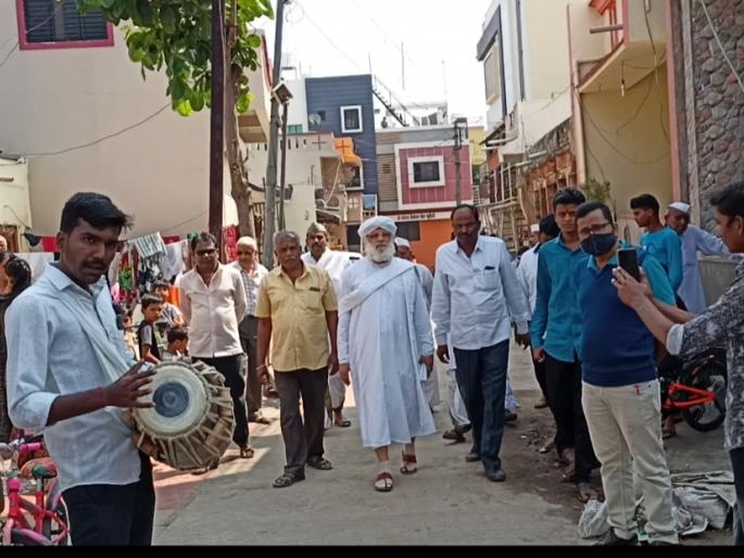 Prasad Maharaj welcomes Lohoner | प्रसाद महाराजांचे लोहोणेरला स्वागत Prasad Maharaj welcomes Lohoner | प्रसाद महाराजांचे लोहोणेरला स्वागत