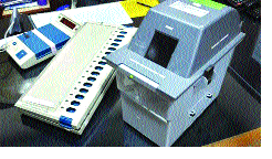 The future of the Giants in Satara is machine-locked today | साताऱ्यात दिग्गजांचे भविष्य आज मशीनबंद The future of the Giants in Satara is machine-locked today | साताऱ्यात दिग्गजांचे भविष्य आज मशीनबंद