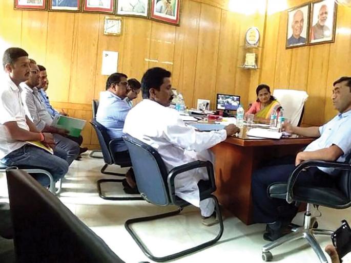 Work Stop movement of electricity contract workers union | वीज कंत्राटी कामगार संघटनेचे काम बंद आंदोलन