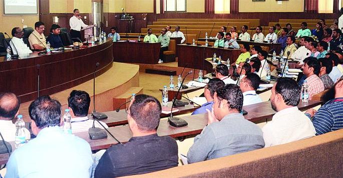 Washim District Planning Committee to be 'Paperless' | वाशिम जिल्हा नियोजन समिती होणार 'पेपरलेस'