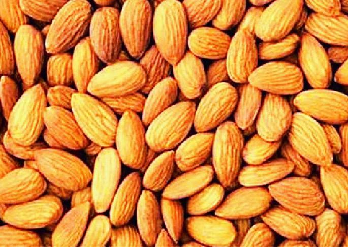 Festival; Dry food prices soar gagna | सणोत्सव; ड्रायफूडचे भाव भिडले गगनाला Festival; Dry food prices soar gagna | सणोत्सव; ड्रायफूडचे भाव भिडले गगनाला