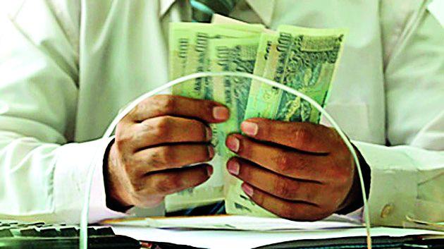 Minimum cash limit hit by Zero Balance Account | झिरो बॅलन्स अकाऊंटला किमान रोख मर्यादेचा फटका Minimum cash limit hit by Zero Balance Account | झिरो बॅलन्स अकाऊंटला किमान रोख मर्यादेचा फटका