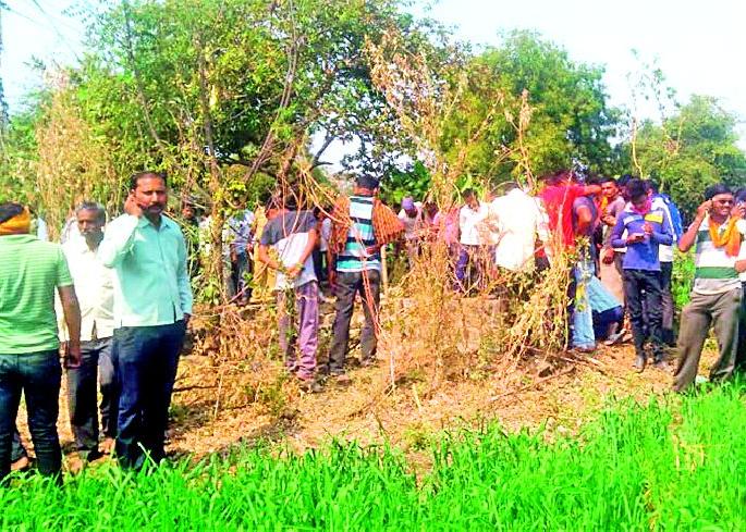 Euguzal suicides by love | प्रेमभंगातून युगुलाची आत्महत्या Euguzal suicides by love | प्रेमभंगातून युगुलाची आत्महत्या