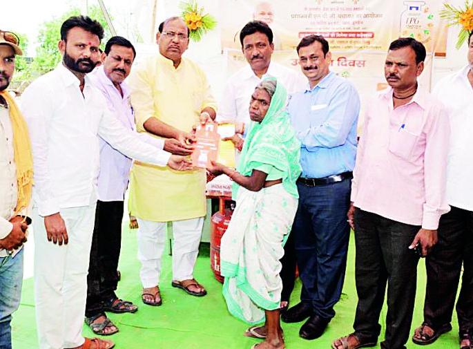 The direction of the country towards becoming a great power | देशाची वाटचाल महासत्ता बनण्याच्या दिशेने The direction of the country towards becoming a great power | देशाची वाटचाल महासत्ता बनण्याच्या दिशेने