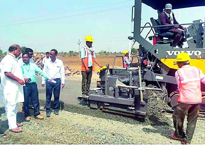 The completion of the Boutibori to Yavatmal highway will be completed in time | बुट्टीबोरी ते यवतमाळ महामार्ग वेळेत पूर्ण होणार The completion of the Boutibori to Yavatmal highway will be completed in time | बुट्टीबोरी ते यवतमाळ महामार्ग वेळेत पूर्ण होणार