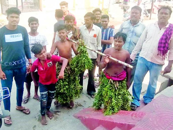 Water the bucket and stone; Paddy-konda piku give | धोंडी-धोंडी पाणी दे ; धान-कोंडा पिकू दे