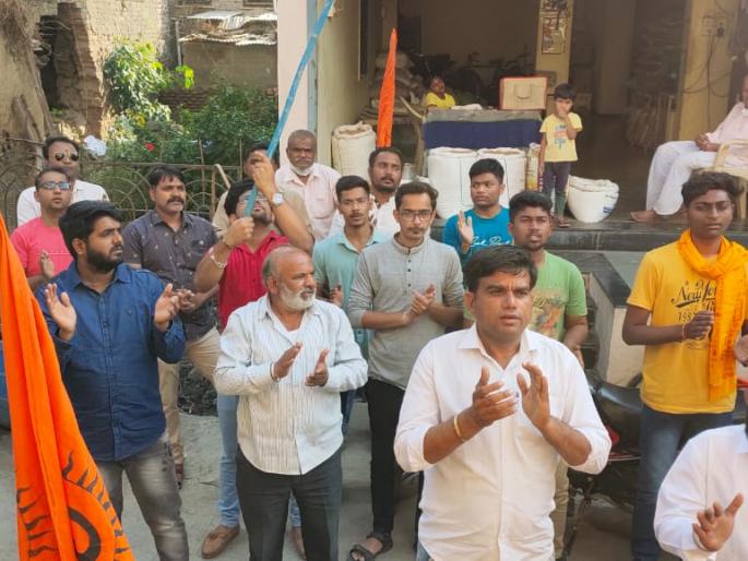 Shri Ram Janmabhoomi fundraising begins in Yeola | येवल्यात श्री रामजन्मभूमि निधी संकलनास सुरूवात Shri Ram Janmabhoomi fundraising begins in Yeola | येवल्यात श्री रामजन्मभूमि निधी संकलनास सुरूवात