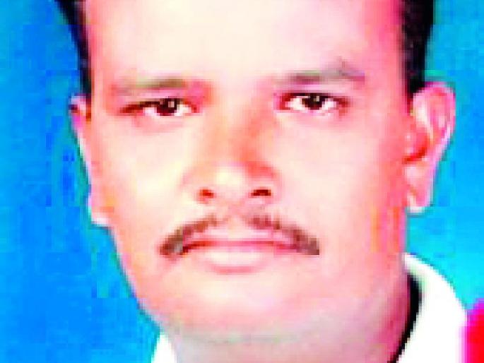 The victim is the victim of a street contractor | दुभाजकावरील पथदिव्यांनी घेतला कंत्राटदाराचा बळी