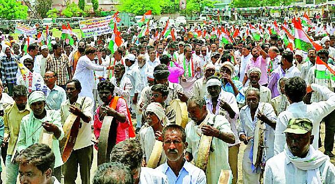 Congress Janrakosh Morcha | काँग्रेसचा जनआक्रोश मोर्चा Congress Janrakosh Morcha | काँग्रेसचा जनआक्रोश मोर्चा