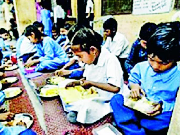 Headmaster relieves from Khichadi | खिचडीच्या त्रासातून मुख्याध्यापकांची सुटका Headmaster relieves from Khichadi | खिचडीच्या त्रासातून मुख्याध्यापकांची सुटका