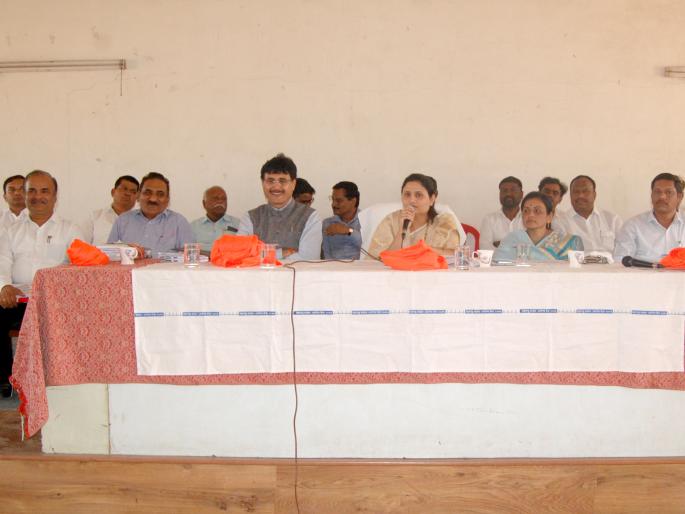 Meeting for water scarcity | पाणी टंचाईच्या सोडवणुकीकरीता बैठक Meeting for water scarcity | पाणी टंचाईच्या सोडवणुकीकरीता बैठक