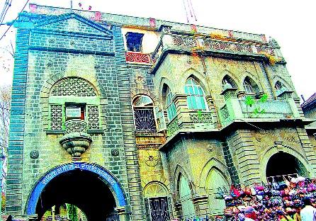 Cleanliness question arose | स्वच्छतेचा प्रश्न गाजला Cleanliness question arose | स्वच्छतेचा प्रश्न गाजला