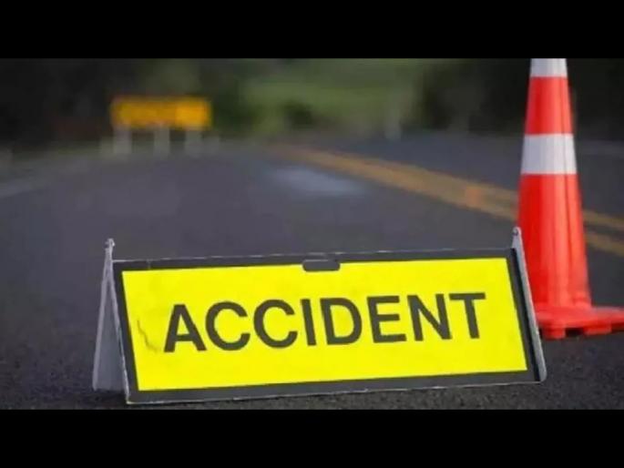 PA's wife of former MLA died on the spot in truck-Activa collision on nagpur-bhandara highway | ट्रकची अॅक्टिव्हाला धडक; अपघातात माजी आमदाराच्या 'पीए'च्या पत्नीचा जागीच मृत्यू PA's wife of former MLA died on the spot in truck-Activa collision on nagpur-bhandara highway | ट्रकची अॅक्टिव्हाला धडक; अपघातात माजी आमदाराच्या 'पीए'च्या पत्नीचा जागीच मृत्यू