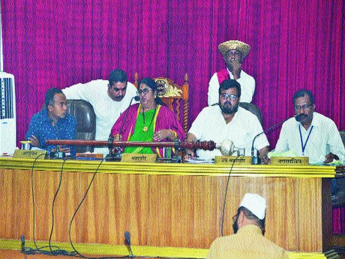 Resist outsourcing; Inspectorate recruitment | आउटसोर्सिंगला विरोध; नोकरभरतीचा आग्रह Resist outsourcing; Inspectorate recruitment | आउटसोर्सिंगला विरोध; नोकरभरतीचा आग्रह