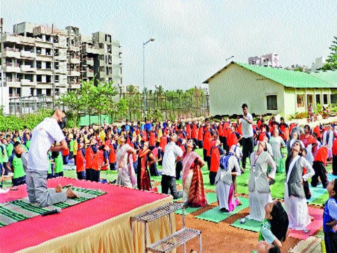 Yoga, Stay Healthy | योग करा, निरोगी राहाचा संदेश Yoga, Stay Healthy | योग करा, निरोगी राहाचा संदेश