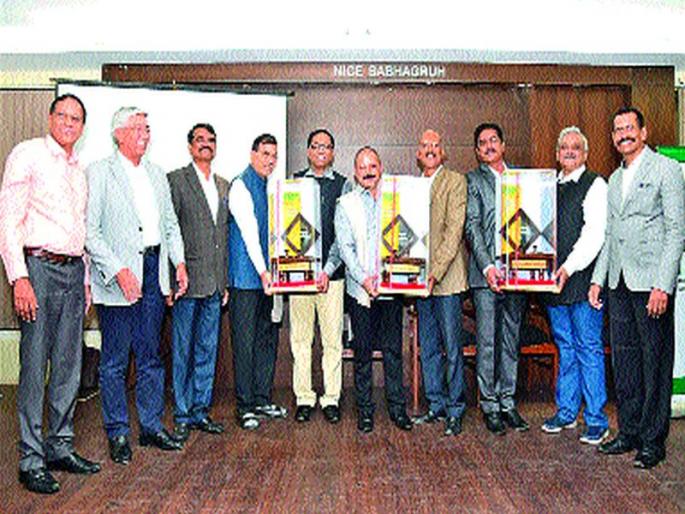  Democracy can lead to the development of the city | लोकशाहीमुळेच शहराचा विकास शक्य