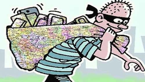 2 mobiles of two lakhs seized | दोन लाखांचे १३ मोबाइल हस्तगत 2 mobiles of two lakhs seized | दोन लाखांचे १३ मोबाइल हस्तगत