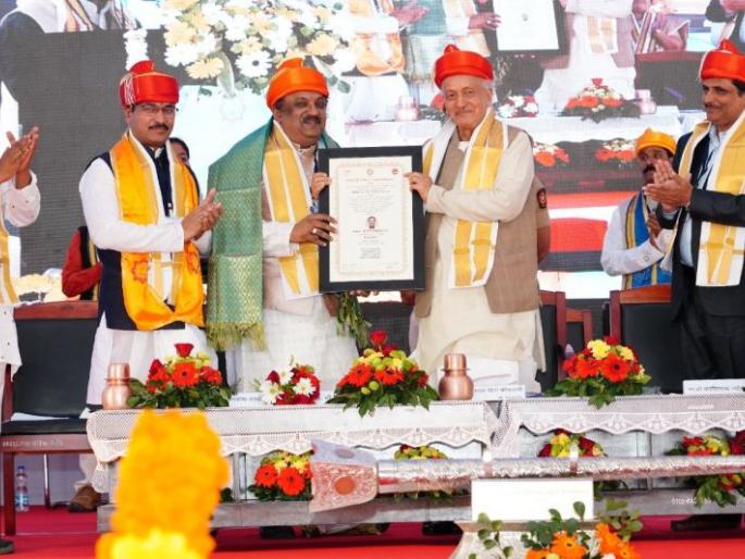 Start up through Sanskrit; 11th Convocation of Kavikulguru Kalidas Sanskrit University | संस्कृतच्या माध्यमातून स्टार्ट अप सुरू करा; कविकुलगुरू कालिदास संस्कृत विद्यापीठाचा ११ वी दीक्षांत समारंभ Start up through Sanskrit; 11th Convocation of Kavikulguru Kalidas Sanskrit University | संस्कृतच्या माध्यमातून स्टार्ट अप सुरू करा; कविकुलगुरू कालिदास संस्कृत विद्यापीठाचा ११ वी दीक्षांत समारंभ
