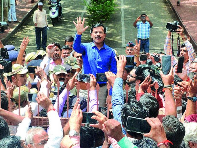  In just nine months, Tukaram Mundhe is in the middle | अवघ्या नऊ महिन्यांत तुकाराम मुंढे पर्वाची अखेर