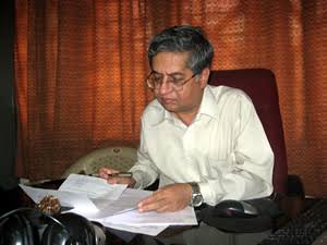 Dr. Raja Dixit Appointmented as the Chairman of the Maharashtra state Vishwakosh nirmiti mandal | राज्य विश्वकोश निर्मिती मंडळाच्या अध्यक्षपदी डॉ. राजा दीक्षित यांची नियुक्ती Dr. Raja Dixit Appointmented as the Chairman of the Maharashtra state Vishwakosh nirmiti mandal | राज्य विश्वकोश निर्मिती मंडळाच्या अध्यक्षपदी डॉ. राजा दीक्षित यांची नियुक्ती