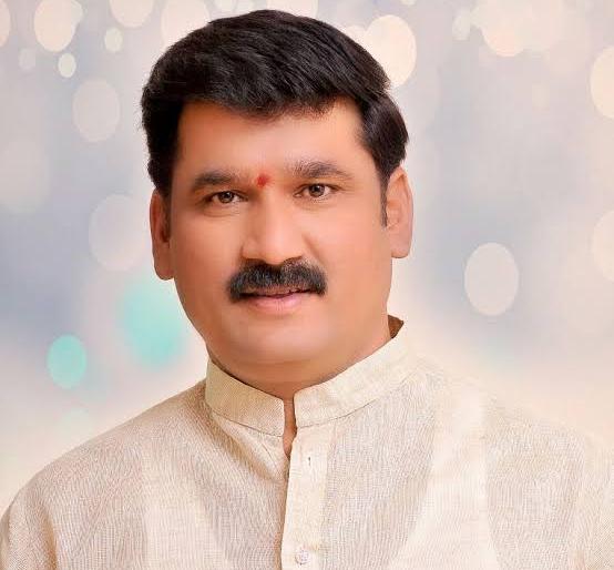 Opposition Leader of Pimpri-Chinchwad Municipal Corporation Nana Kate resigns | पिंपरी-चिंचवड महानगरपालिकेचे विरोधी पक्षनेते नाना काटे यांचा राजीनामा Opposition Leader of Pimpri-Chinchwad Municipal Corporation Nana Kate resigns | पिंपरी-चिंचवड महानगरपालिकेचे विरोधी पक्षनेते नाना काटे यांचा राजीनामा