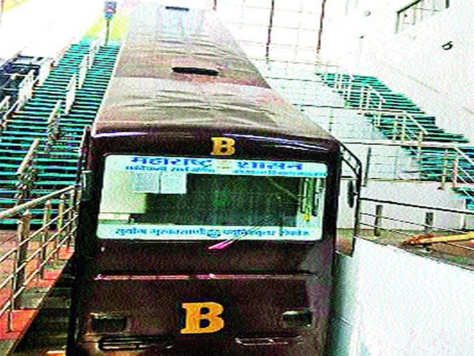 Launch of trolley except for Chaitro | चैत्रोत्सवानंतरच ट्रॉलीचे लोकार्पण Launch of trolley except for Chaitro | चैत्रोत्सवानंतरच ट्रॉलीचे लोकार्पण