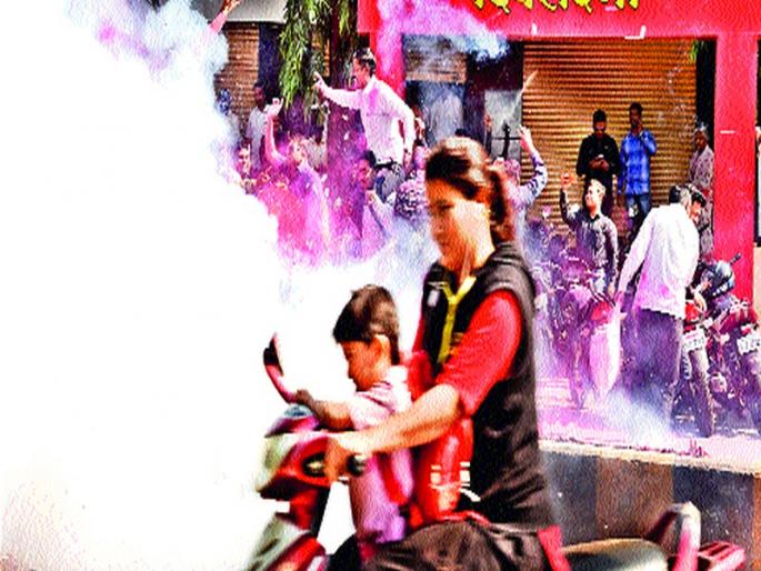 Supreme Court contempt from police | पोलिसांकडूनच सर्वोच्च न्यायालयाचा अवमान Supreme Court contempt from police | पोलिसांकडूनच सर्वोच्च न्यायालयाचा अवमान