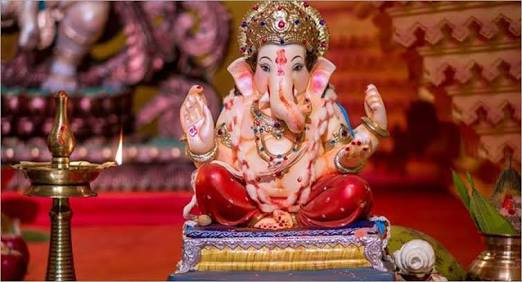It is wrong to impose restrictions on domestic Ganeshotsav; Full cooperation to the government and administration | घरगुती गणेशोत्सवावर निर्बंध लादणे चुकीचे; सरकार व प्रशासनाला पूर्ण सहकार्य It is wrong to impose restrictions on domestic Ganeshotsav; Full cooperation to the government and administration | घरगुती गणेशोत्सवावर निर्बंध लादणे चुकीचे; सरकार व प्रशासनाला पूर्ण सहकार्य