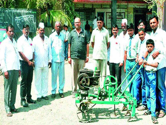 The success of the school in the Inspire Award science exhibition | इन्सपायर अवॉर्ड विज्ञान प्रदर्शनात विद्यालयाचे यश The success of the school in the Inspire Award science exhibition | इन्सपायर अवॉर्ड विज्ञान प्रदर्शनात विद्यालयाचे यश
