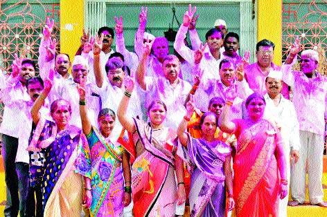 Ravindra Shinde as the Deputy Chief Minister of Mussalgaon Ravindra Shinde | मुसळगावच्या उपसरपंचपदी रवींद्र शिंदे Ravindra Shinde as the Deputy Chief Minister of Mussalgaon Ravindra Shinde | मुसळगावच्या उपसरपंचपदी रवींद्र शिंदे